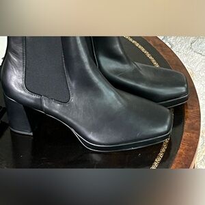 Size 11 women’s boots